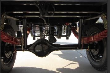 モーターを備えられた燃料3の車輪の貨物オートバイ、ガラス ヘッドライトが付いている150CC貨物三輪車