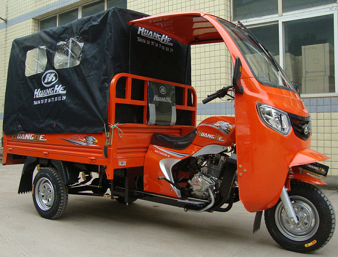 前後大人のためのカバーが付いているガソリン小屋150CCの貨物モーター三輪車