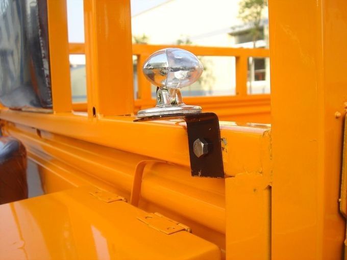 オレンジ中国3の荷車引きの貨物モーター三輪車の開いたボディ タイプ9kw